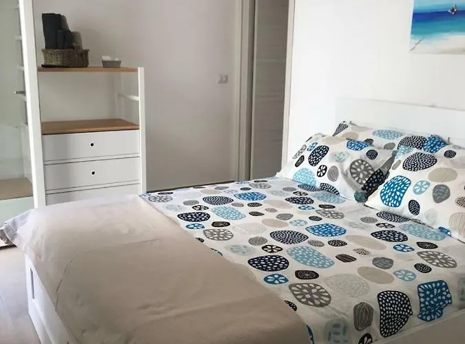 Casa Nostra ベッド・アンド・ブレックファスト ポルト・チェザーレオ